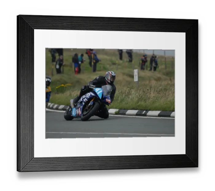 Framed Print : Paul Judge (Yamaha) 2008 Junior Manx Grand Prix Framed Print : Paul Judge (Yamaha) 2008 Junior Manx Grand Prix