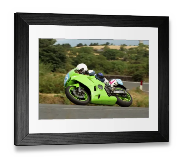 Framed Print : Nick Teale (Kawasaki) 1995 Newcomers Manx Grand Prix Framed Print : Nick Teale (Kawasaki) 1995 Newcomers Manx Grand Prix