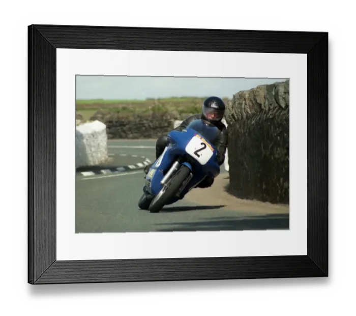 Framed Print : John Loder (Nourish Seeley) 2000 Classic TT Framed Print : John Loder (Nourish Seeley) 2000 Classic TT