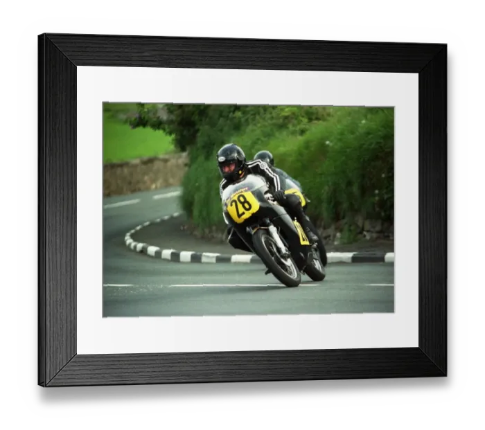 Framed Print : Ian Gray (Seeley) 2000 Classic TT Framed Print : Ian Gray (Seeley) 2000 Classic TT