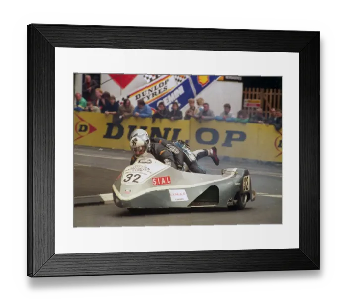 Framed Print : Franco Martinel & Marco Fattorelli (Yamaha) 1988 Sidecar TT Framed Print : Franco Martinel & Marco Fattorelli (Yamaha) 1988 Sidecar TT