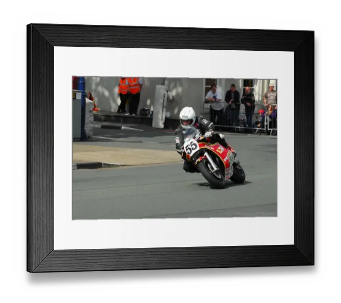 Framed Print : Nigel Rea (Suzuki) 2015 Formula One Classic TT Framed Print : Nigel Rea (Suzuki) 2015 Formula One Classic TT