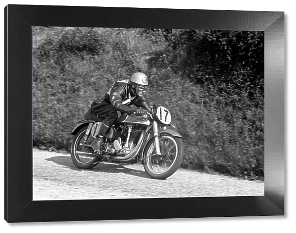 Bob Mawson (Norton) 1953 Senior Manx Grand Prix