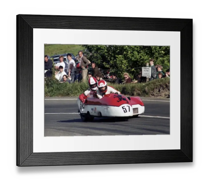 Framed Print : Bob Munro & Colvin Denholm (Suzuki) 1989 Sidecar TT Framed Print : Bob Munro & Colvin Denholm (Suzuki) 1989 Sidecar TT