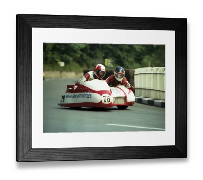 Framed Print : Brian Gray & Stuart Graham (Yamaha) 1989 Sidecar TT Framed Print : Brian Gray & Stuart Graham (Yamaha) 1989 Sidecar TT