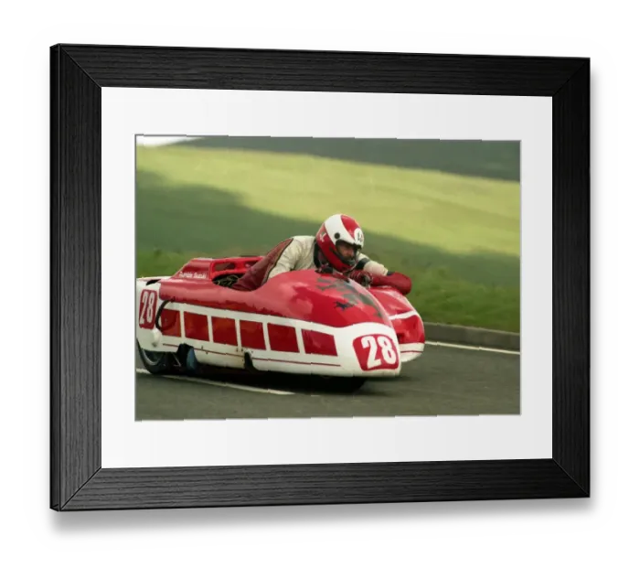 Framed Print : Bob Munro & Colvin Denholm (Rumble Suzuki) 1990 Sidecar TT Framed Print : Bob Munro & Colvin Denholm (Rumble Suzuki) 1990 Sidecar TT