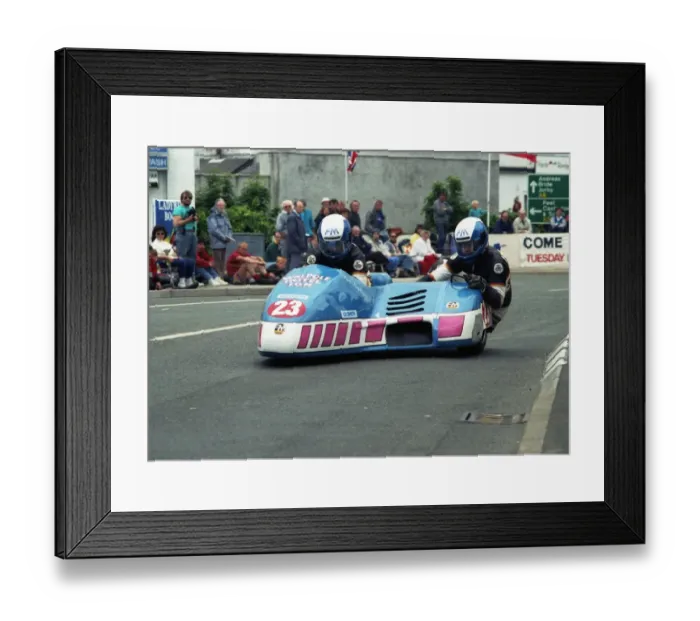 Framed Print : Bill Davie & Rob Hopkins (Yamaha) 1990 Sidecar TT Framed Print : Bill Davie & Rob Hopkins (Yamaha) 1990 Sidecar TT