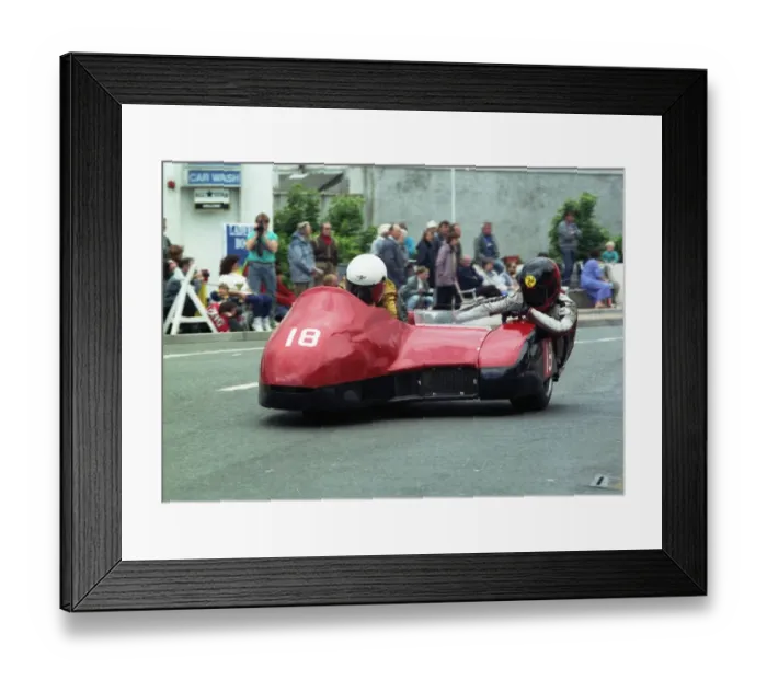 Framed Print : Alan May & Arthur Gale (Yamaha) 1990 Sidecar TT Framed Print : Alan May & Arthur Gale (Yamaha) 1990 Sidecar TT