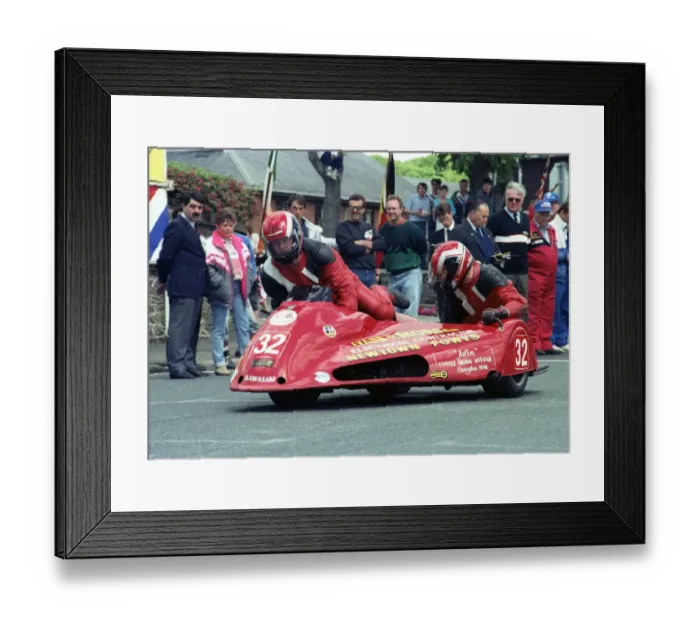 Framed Print : Dick Tapken & Clive Price (Jacobs Kawasaki) 1990 Sidecar TT Framed Print : Dick Tapken & Clive Price (Jacobs Kawasaki) 1990 Sidecar TT