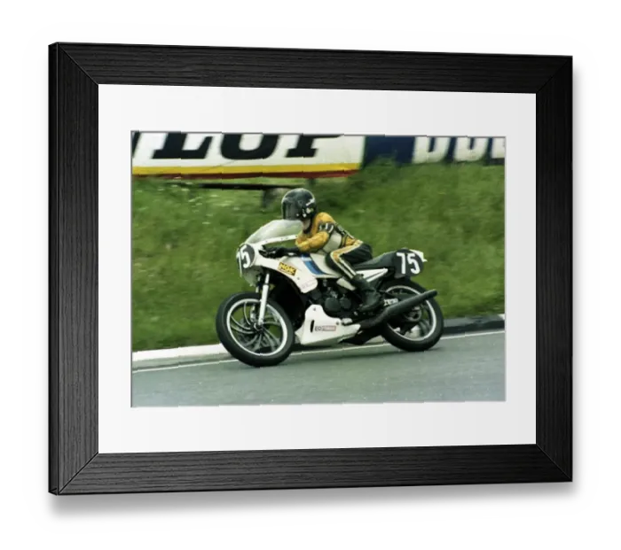 Framed Print : Gordon Jones (Yamaha) 1981 Formula Three TT Framed Print : Gordon Jones (Yamaha) 1981 Formula Three TT