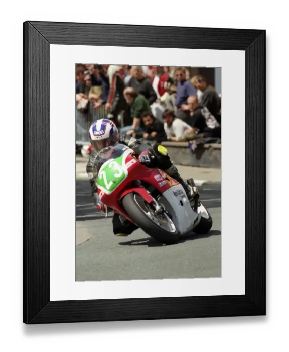 Framed Print : Mike Casey (Mannin Yamaha) 1996 Lightweight TT Framed Print : Mike Casey (Mannin Yamaha) 1996 Lightweight TT