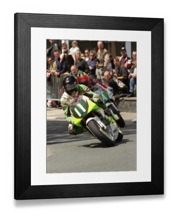 Framed Print : Shaun Harris (Manton Honda) 1996 Lightweight TT Framed Print : Shaun Harris (Manton Honda) 1996 Lightweight TT