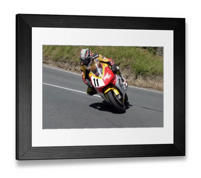 Framed Print : Cameron Donald (Honda) 2006 Superbike TT Framed Print : Cameron Donald (Honda) 2006 Superbike TT