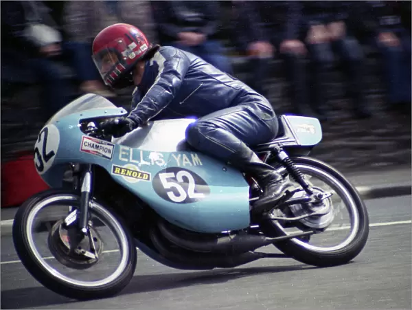 John Kirkby (Ellis Yamaha) 1974 Ultra Lightweight TT