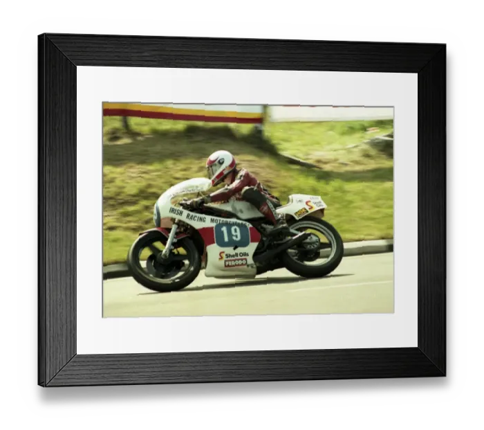 Framed Print : Brian Reid (Yamaha) 1984 Formula Two TT Framed Print : Brian Reid (Yamaha) 1984 Formula Two TT