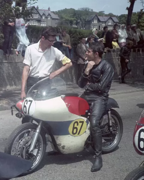 Brian Sapsford (Matchless) 1967 Senior TT