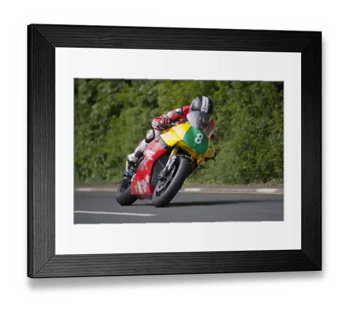 Framed Print : James Cowton (Kawasaki) 2015 Lightweight TT Framed Print : James Cowton (Kawasaki) 2015 Lightweight TT