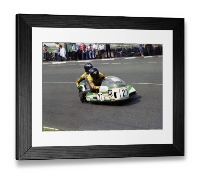 Framed Print : Alan May & Nick Gray (Skillicorn Yamaha) 1978 Sidecar TT