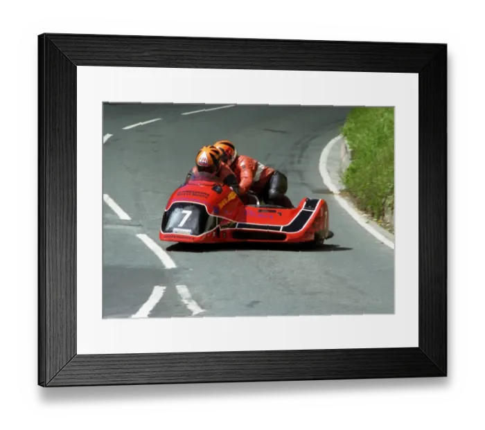 Framed Print : Roy Hanks & Tom Hanks (NRTH Ireson) 1995 Sidecar TT Framed Print : Roy Hanks & Tom Hanks (NRTH Ireson) 1995 Sidecar TT