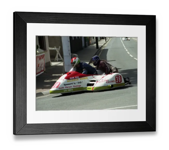 Framed Print : Greg Lambert & Wade Boyd (Shelbourne) 1995 Sidecar TT Framed Print : Greg Lambert & Wade Boyd (Shelbourne) 1995 Sidecar TT