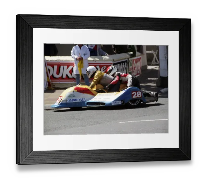 Framed Print : Lars Schwartz & Doug Jewell (LGMV Ireson Yamaha) 1995 Sidecar TT