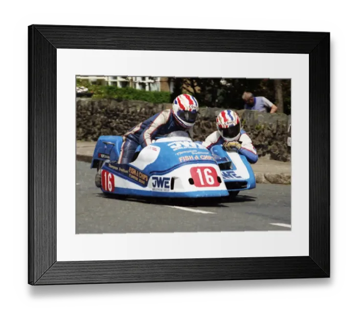 Framed Print : Rod Bellas & Geoff Knight (Yamaha) 1996 Sidecar TT Framed Print : Rod Bellas & Geoff Knight (Yamaha) 1996 Sidecar TT