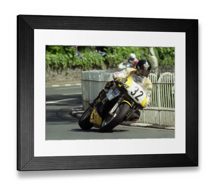 Framed Print : Alan Bennallick (Honda) 1996 Formula One TT Framed Print : Alan Bennallick (Honda) 1996 Formula One TT