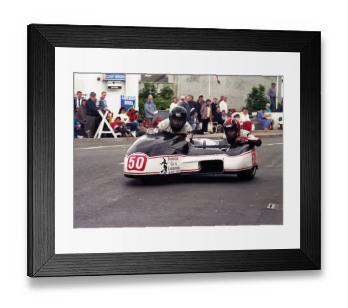 Framed Print : Bob Mills & Alison Goodwin (Yamaha) 1990 Sidecar TT Framed Print : Bob Mills & Alison Goodwin (Yamaha) 1990 Sidecar TT