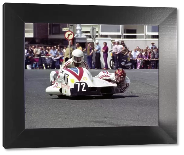 Dave Houghton & Chas Birks (BKS Konig) 1976 500cc Sidecar TT