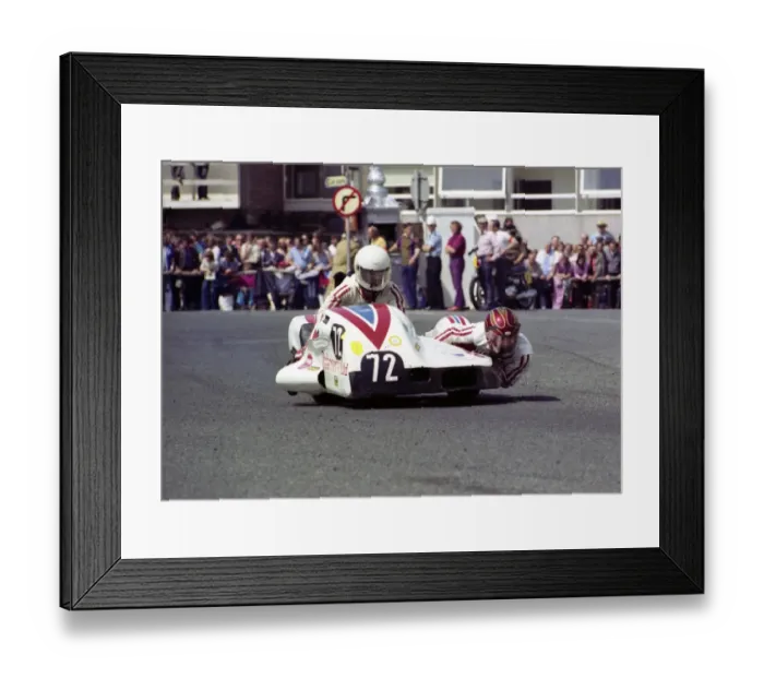 Framed Print : Dave Houghton & Chas Birks (BKS Konig) 1976 500cc Sidecar TT
