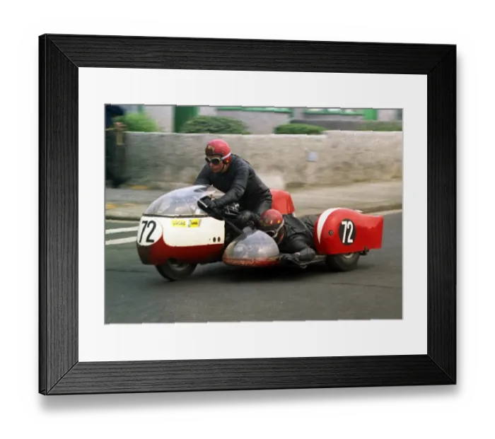 Framed Print : Roy Woodhouse & Doug Woodhouse (Triumph) 1970 500cc Sidecar TT Framed Print : Roy Woodhouse & Doug Woodhouse (Triumph) 1970 500cc Sidecar TT