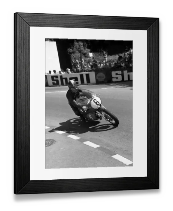 Framed Print : Kel Carruthers (Aermacchi) 1968 Lightweight TT Framed Print : Kel Carruthers (Aermacchi) 1968 Lightweight TT