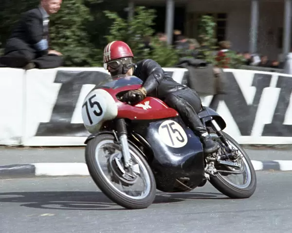 Stephen Ellis (Matchless) 1966 Senior TT