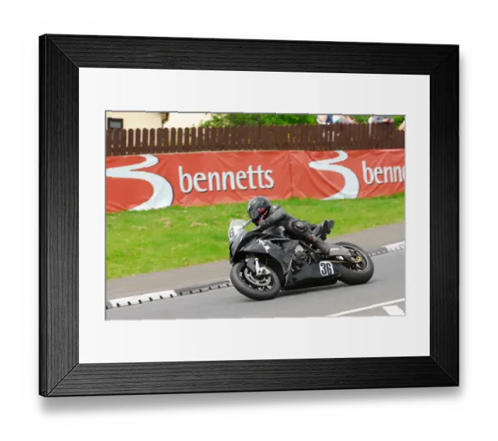 Framed Print : Mark Parrett (BMW) 2015 Senior TT Framed Print : Mark Parrett (BMW) 2015 Senior TT