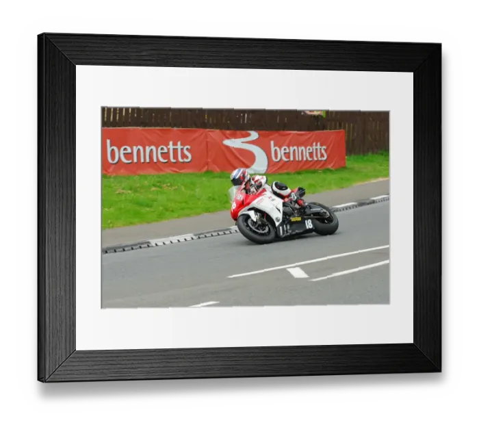 Framed Print : Dan Stewart (Kawasaki) 2015 Senior TT Framed Print : Dan Stewart (Kawasaki) 2015 Senior TT