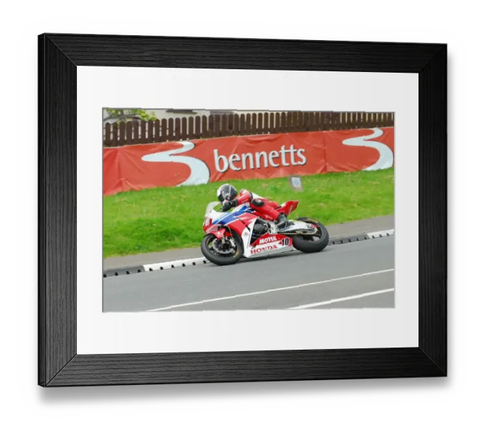 Framed Print : Conor Cummins (Honda) 2015 Senior TT Framed Print : Conor Cummins (Honda) 2015 Senior TT