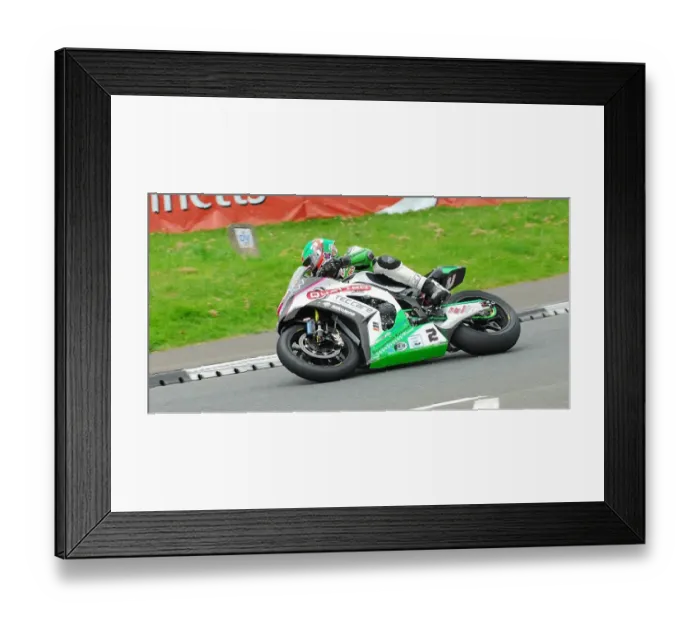 Framed Print : James Hillier (Kawasaki) 2015 Senior TT
