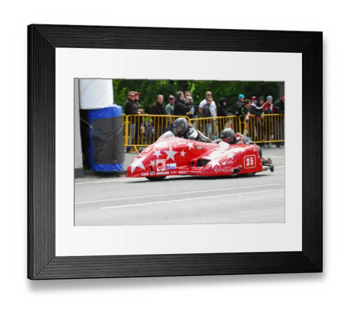 Framed Print : Estelle Leblond & Sebastien Lavorel (SGR) 2015 Sidecar TT Framed Print : Estelle Leblond & Sebastien Lavorel (SGR) 2015 Sidecar TT