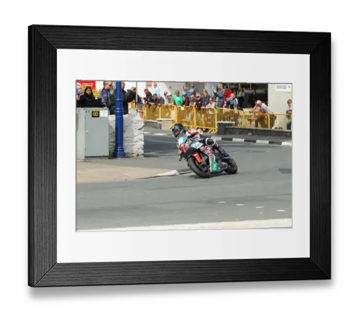 Framed Print : Xavier Denis (Kawasaki) 2015 Lightweight TT Framed Print : Xavier Denis (Kawasaki) 2015 Lightweight TT