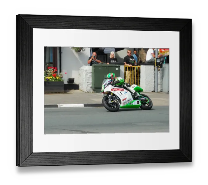 Framed Print : James Hillier (Kawasaki) 2015 Lightweight TT Framed Print : James Hillier (Kawasaki) 2015 Lightweight TT