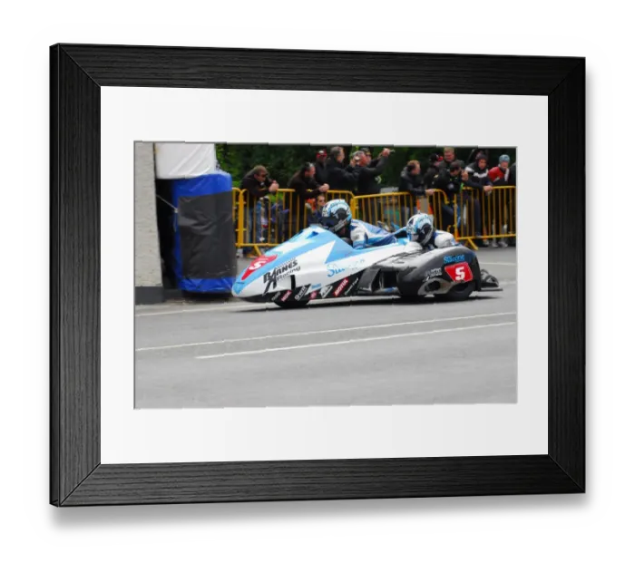 Framed Print : John Holden & Dan Sayle (LCR Honda) 2015 Sidecar TT