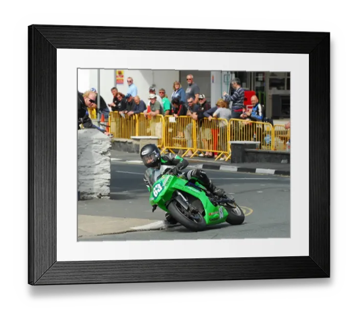 Framed Print : Jack Hunter (Kawasaki) 2015 Lightweight TT Framed Print : Jack Hunter (Kawasaki) 2015 Lightweight TT