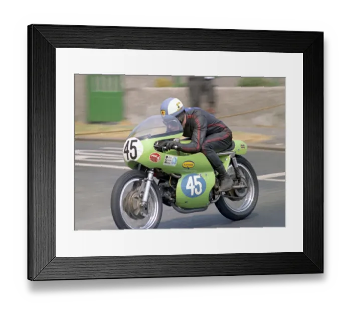 Framed Print : Roy Graham (Drixton Aermacchi) 1970 Junior TT Framed Print : Roy Graham (Drixton Aermacchi) 1970 Junior TT