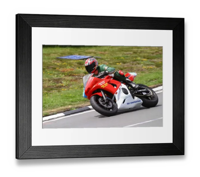 Framed Print : Barry Wood (Yamaha) 2004 Junior TT