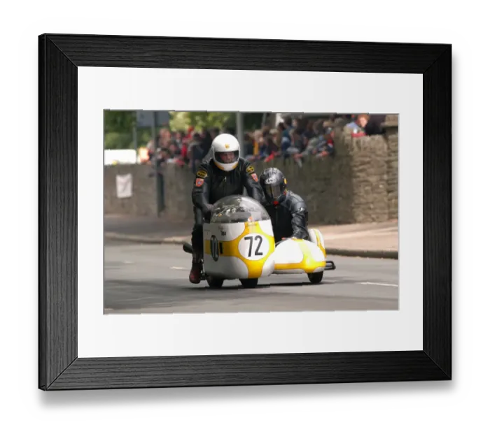 Framed Print : Derek Rumble & Peter Forderman (Rumble BSA) 2004 Classic Parade Lap Framed Print : Derek Rumble & Peter Forderman (Rumble BSA) 2004 Classic Parade Lap