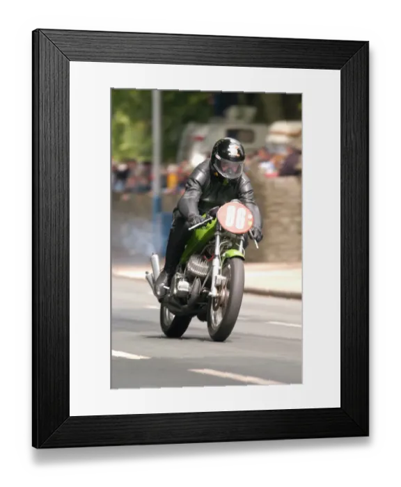 Framed Print : Pat Sproston (Dunstall Kawasaki) 2004 Classic Parade Lap Framed Print : Pat Sproston (Dunstall Kawasaki) 2004 Classic Parade Lap