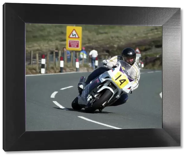 Pete Beale (Yamaha) 1994 Senior Manx Grand Prix