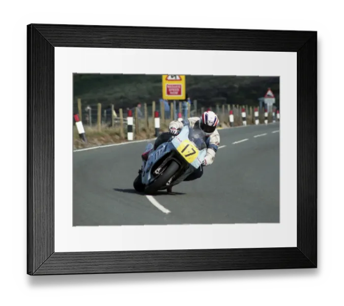 Framed Print : Eddie Sinton (Moore Honda) 1994 Senior Manx Grand Prix Framed Print : Eddie Sinton (Moore Honda) 1994 Senior Manx Grand Prix