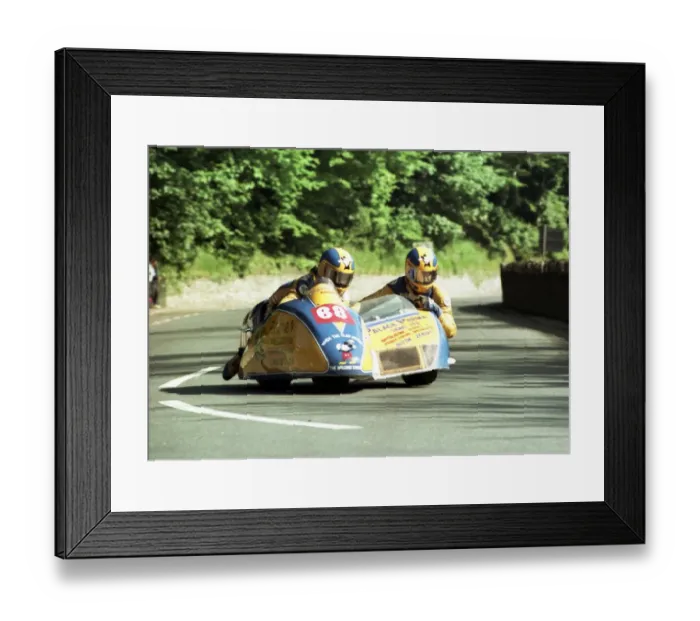 Framed Print : John Stephenson & Doug Ross (Yamaha) 1989 Sidecar TT Framed Print : John Stephenson & Doug Ross (Yamaha) 1989 Sidecar TT