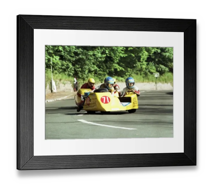 Framed Print : Alistair Lewis & Bill Annandale (Yamaha) 1989 Sidecar TT Framed Print : Alistair Lewis & Bill Annandale (Yamaha) 1989 Sidecar TT